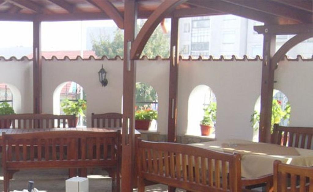 Family Hotel St. Constantine And Helena Ивайловград Екстериор снимка