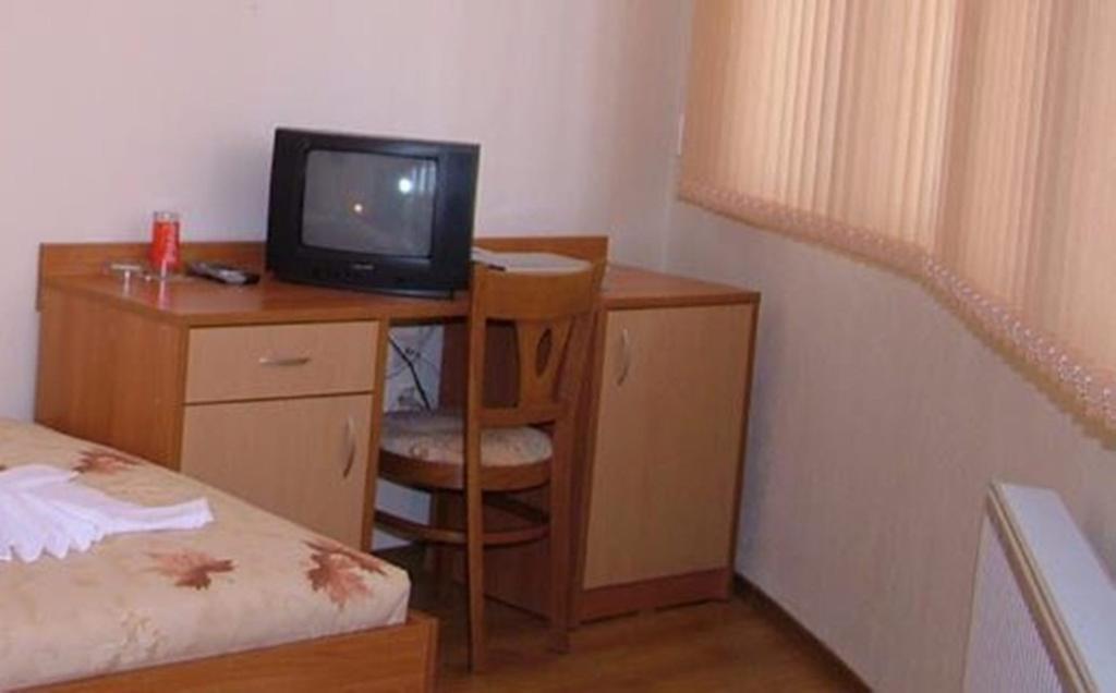 Family Hotel St. Constantine And Helena Ивайловград Стая снимка